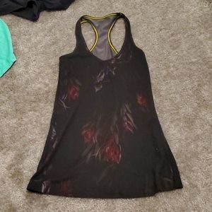 Lululemon razorback tank top women's size 4